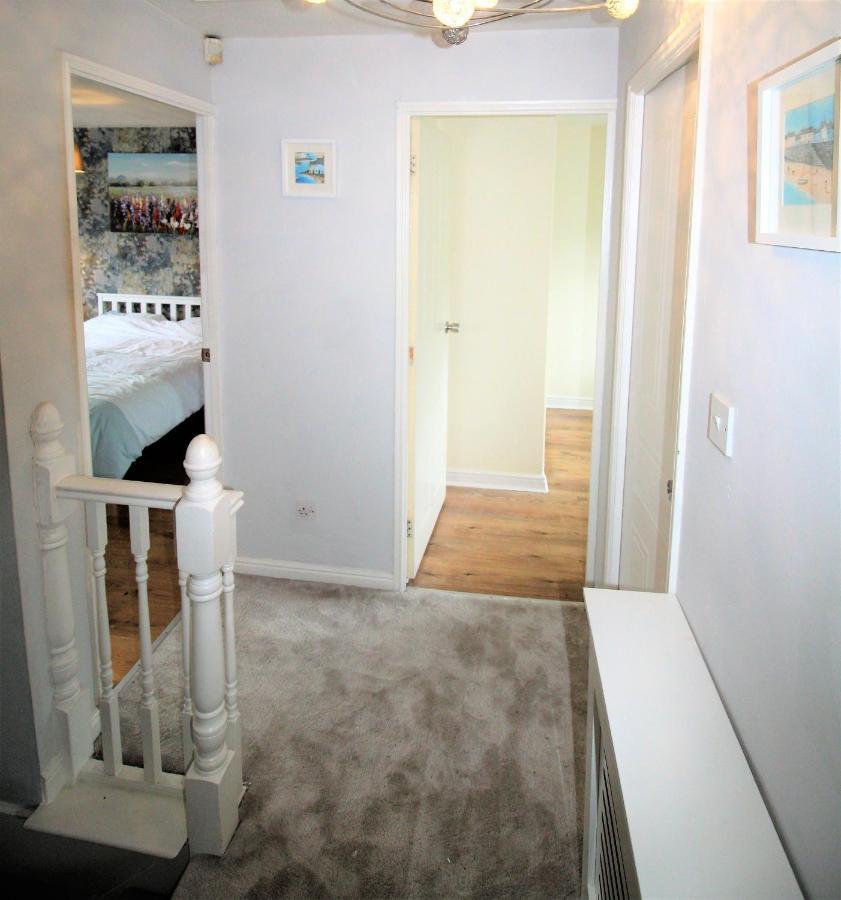 Doncaster - Warmsworth - Great Customer Feedback - 3 Bed Detached House - Private Garden & Parking Plus Garage - Quiet Cul De Sac Location - Dog Friendly - Fast Wifi - Close To Motorway Access Luaran gambar