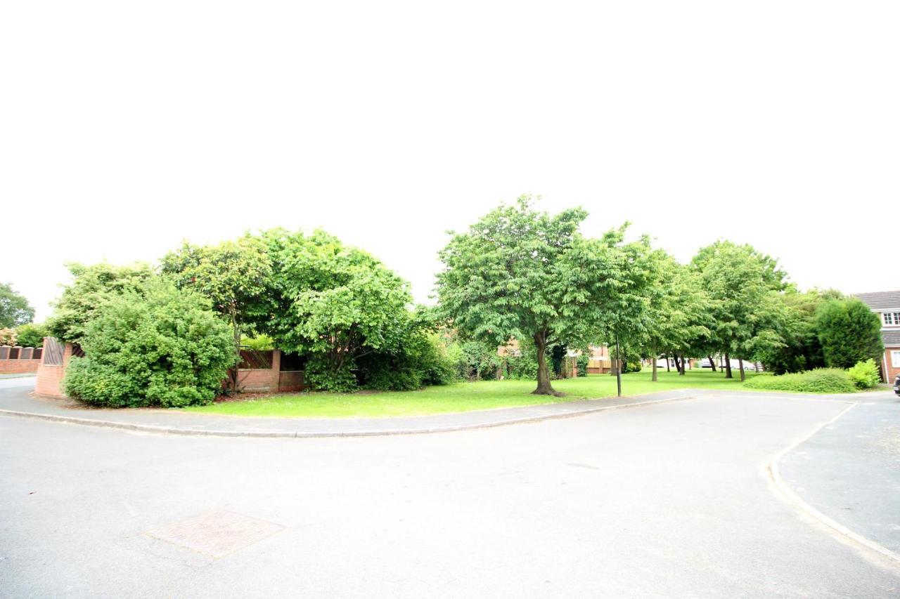Doncaster - Warmsworth - Great Customer Feedback - 3 Bed Detached House - Private Garden & Parking Plus Garage - Quiet Cul De Sac Location - Dog Friendly - Fast Wifi - Close To Motorway Access Luaran gambar